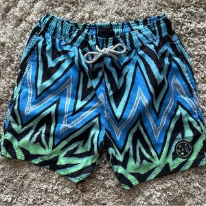 Maui and Sons small swim shorts NWOT